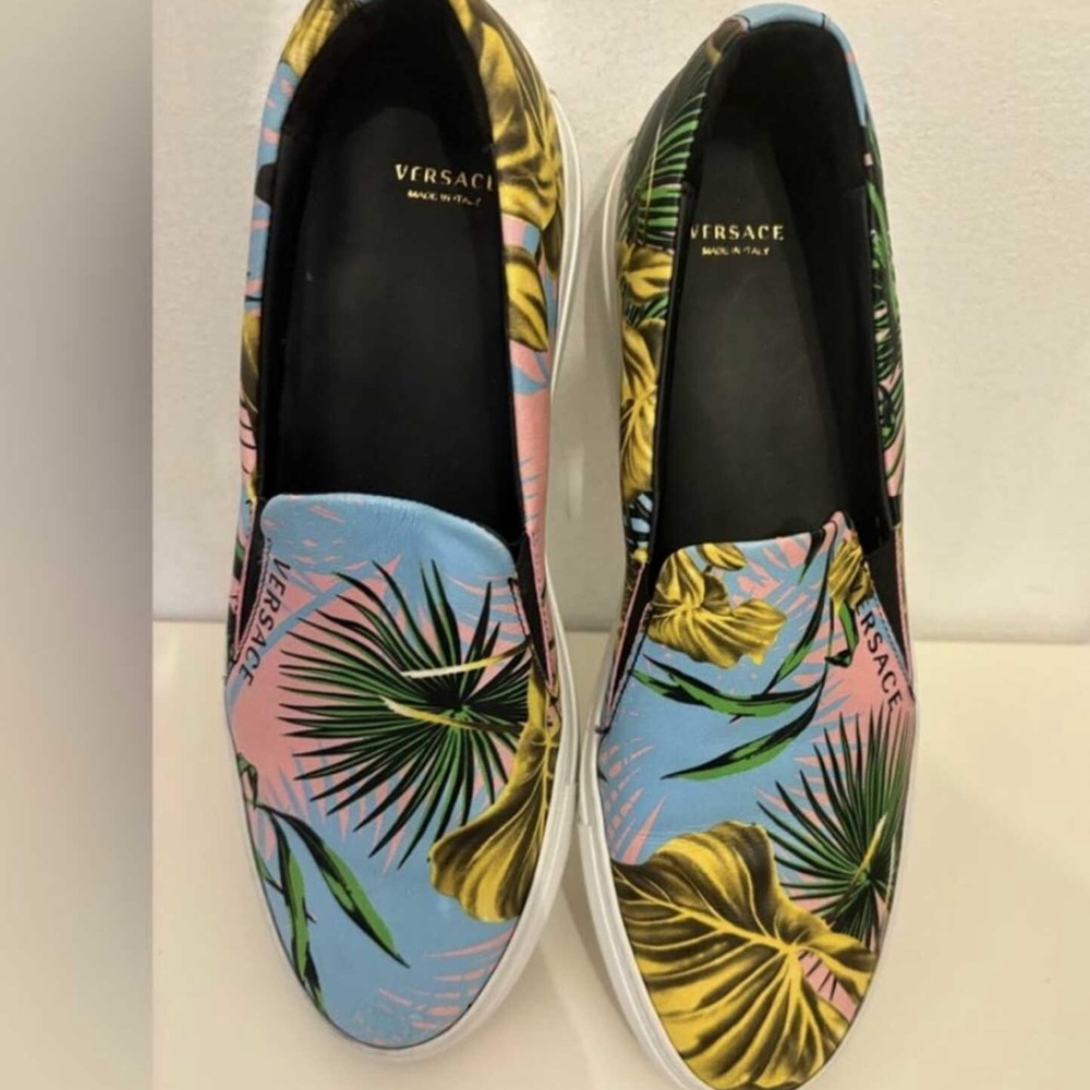 Versace Women's Blue and Yellow Tropical Sneakers